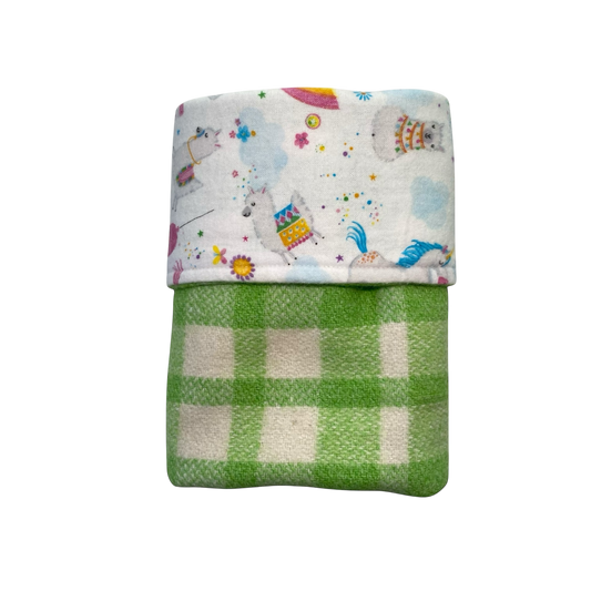 Woollen Blanket Green with Rainbows and Unicorns